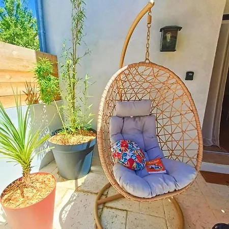 *la Mariposa* Jacuzzi . Terrasse. Parking Apartmán